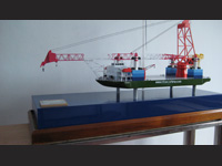 Wind power installation vessel